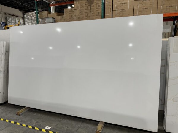 Extreme White Quartz Slab